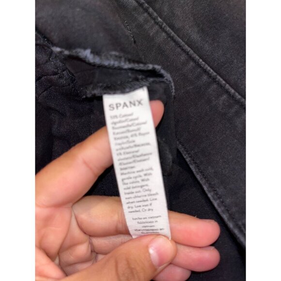 Spanx High Rise Twill Short - Washed Black - Womens size Large - Picture 9 of 10